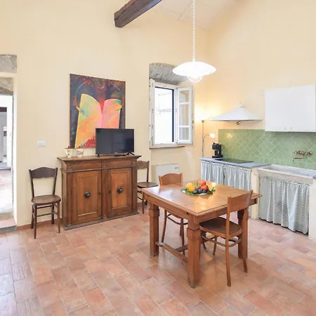 Apartment Stunning In With Wifi Pontremoli