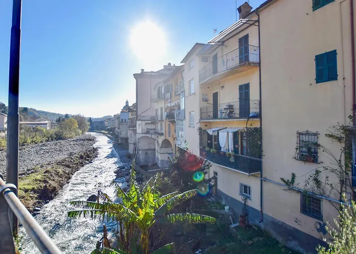 Gorgeous In * Pontremoli